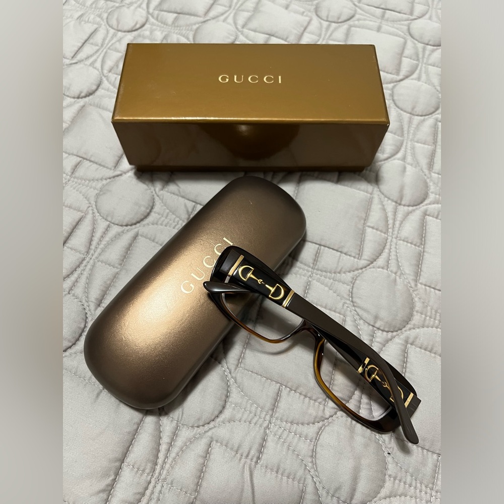 💎Gucci Glasses in Black with Gold Accents💎 - Picture 1 of 5